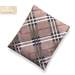 VÍZÁLLÓ egészségügyi betét tartó kockás mintával - Artiroka design - szépségápolás - intim higiénia - egészségügyi tartó - Meska.hu
