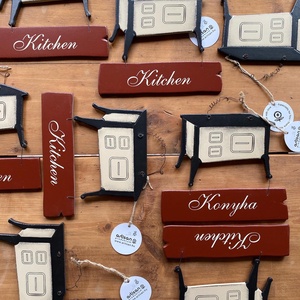 Konyha tábla - bordó - otthon & életmód - dekoráció - ajtó- és ablak dekoráció - ajtódísz & kopogtató - Meska.hu