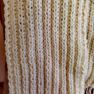 Mézes krémes sál (44) - ruha & divat - sál, sapka, kendő - sál - Meska.hu