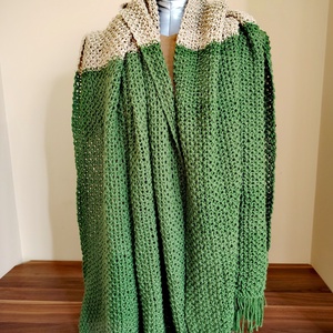 Zöld-barna stóla (13), Ruha & Divat, Sál, Sapka, Kendő, Sál, Kötés, MESKA