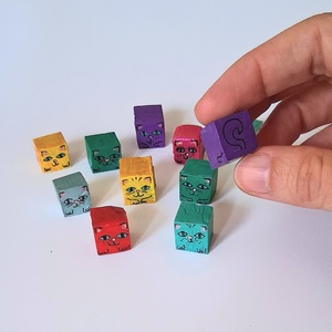 12db  hipercuki mini cicusok 1cm kocka cukiságok  - játék & sport - táblajáték és kártyajáték - társasjátékok - Meska.hu