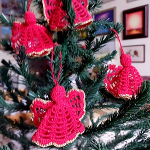 Horgolt karácsonyfa díszek - karácsony - karácsonyi lakásdekoráció - karácsonyfadíszek - Meska.hu