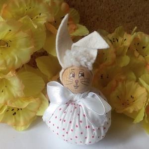 Textil nyuszi figurák - játék & sport - plüssállat & játékfigura - nyuszi - Meska.hu