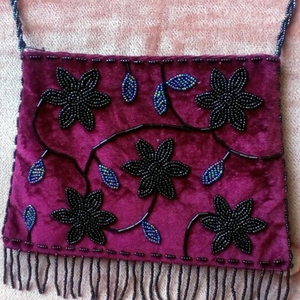 Bordó gyöngyös táska, Táska & Tok, Kézitáska & válltáska, Alkalmi táska, Gyöngyfűzés, gyöngyhímzés, MESKA