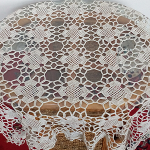 Horgolt terítő, Otthon & Életmód, Dekoráció, Asztal és polc dekoráció, Horgolt & Csipketerítő, Horgolás, MESKA
