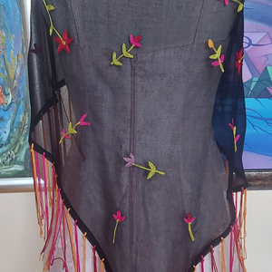 Alkalmi selyem sál kézi hímzéssel , Ruha & Divat, Sál, Sapka, Kendő, Stóla, Hímzés, Horgolás, MESKA