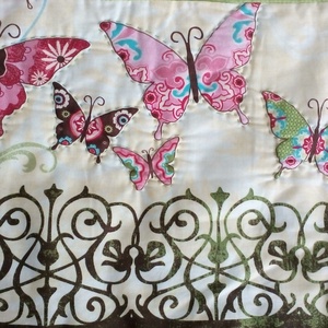 Patchwork párnahuzat, pillangós - otthon & életmód - dekoráció - kép & falikép - mozaik kép - Meska.hu