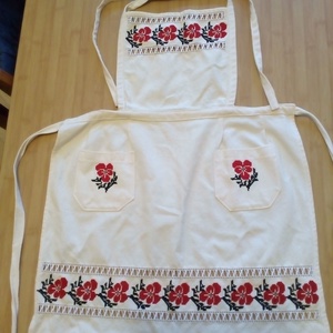Keresztszemes hímzett kötény - otthon & életmód - konyhafelszerelés, tálalás - konyhai textil - kötény - Meska.hu