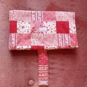 Patchwork textil könyvborító, Könyv & Zene, Könyvtok, Foltberakás, Patchwork, foltvarrás, MESKA