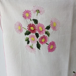 Hímzett terítő - ünnepi díszek, dekorációk - húsvéti díszek és dekorációk - húsvéti abrosz, terítő - Meska.hu