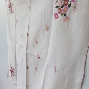 Hímzett terítő - ünnepi díszek, dekorációk - húsvéti díszek és dekorációk - húsvéti abrosz, terítő - Meska.hu