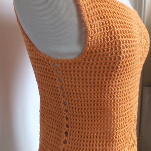 Horgolt top, vállpántos - ruha & divat - női ruha - blúz - Meska.hu