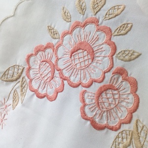 Hímzett asztalterítő - ünnepi díszek, dekorációk - húsvéti díszek és dekorációk - húsvéti abrosz, terítő - Meska.hu