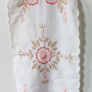 Hímzett asztalterítő - ünnepi díszek, dekorációk - húsvéti díszek és dekorációk - húsvéti abrosz, terítő - Meska.hu