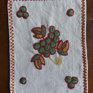   Asztali  kis terítő szett buzsáki boszorkányos  hímzéssel - otthon & életmód - lakástextil - abrosz, terítő - asztalfutó - Meska.hu