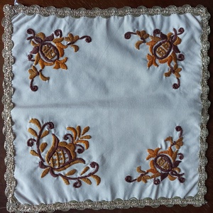   Hímzett asztali  szett  - otthon & életmód - lakástextil - abrosz, terítő - asztalfutó - Meska.hu