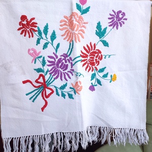 Hímzett dísztörölköző rojtozással, Otthon & Életmód, Fürdőszoba, Törölköző, Szövés, Mindenmás, MESKA