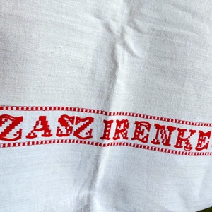 Szövött  nyersvászon törölköző névvel - otthon & életmód - fürdőszoba - törölköző - Meska.hu