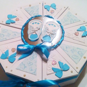 Blue baby papírtorta díszdoboz 10 szeletes, Otthon & Életmód, Papír, írószer, Ajándékozás kellékei, Papírtorta, Mindenmás, Papírművészet, MESKA