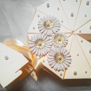 Margaréta papírtorta díszdoboz 10 szeletes - esküvő - emlék & ajándék - köszönőajándék - Meska.hu