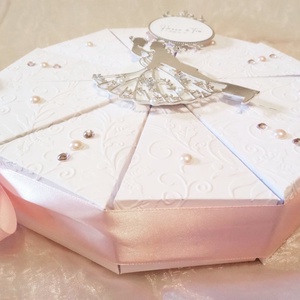 White wedding papírtorta díszdoboz 10 szeletes - esküvő - emlék & ajándék - nászajándék - esküvői pénzátadó doboz - Meska.hu