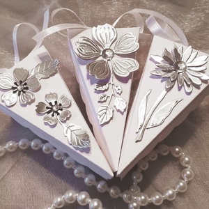 Esküvői meghívó 3 típusú tortaszelettel - Meska.hu