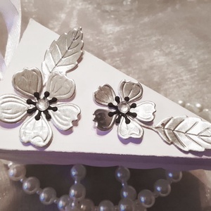 Esküvői meghívó - tortaszelet ezüst cseresznyevirágokkal - esküvő - meghívó & kártya - meghívó - Meska.hu