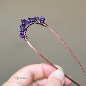 Kézműves réz hajtű színes ásványokkal - ruha & divat - hajdísz & hajcsat - hajcsat & hajtű - Meska.hu Kézműves réz hajtű színes ásványokkal - ruha & divat - hajdísz & hajcsat - hajcsat & hajtű - Meska.hu