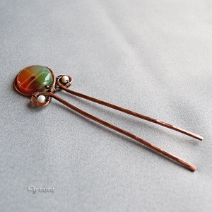 Kézműves réz hajtű fehér golyókkal és zöld-narancs acháttal - ruha & divat - hajdísz & hajcsat - hajcsat & hajtű - Meska.hu
