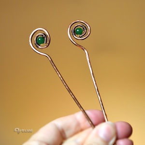 Minimalista hajtű szett zöld aventurin gyöngyökkel  - Meska.hu