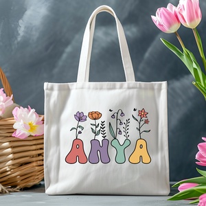 Virágos 'ANYA' Feliratos Vászon Táska Anyák Napjára - Személyre szabható - Választhatsz Fekete vagy Natúr Színt - táska & tok - bevásárlás & shopper táska - shopper, textiltáska, szatyor - Meska.hu