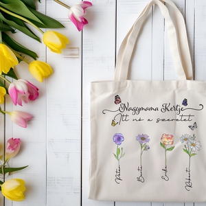 Személyre Szabható Nagyi Virágoskertje Táska,  Akár 8 névvel és születési hónapokkal - Tökéletes Ajándék Anyák napjára - táska & tok - bevásárlás & shopper táska - shopper, textiltáska, szatyor - Meska.hu