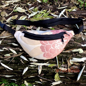 Csipkerózsa Övtáska - táska & tok - övtáska - Meska.hu