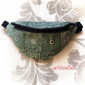 Zölnégyzet - XL nagy Övtáska, Táska & Tok, Övtáska, Varrás, Zöld,kockás dekor szövetből készült XL Nagyméretű  övtáska . mérete: cipzárak hossza 39cm  és 30cm...., MESKA