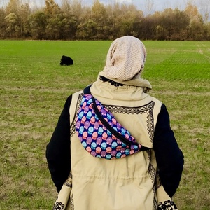 Virágkórus-vízlepergetős  XL nagy Övtáska - Meska.hu