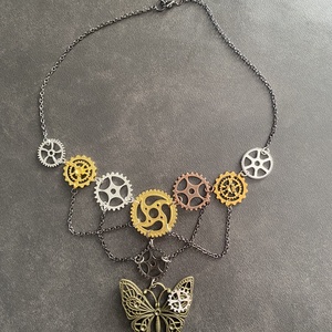 Pillangós láncos steampunk nyakék - Meska.hu