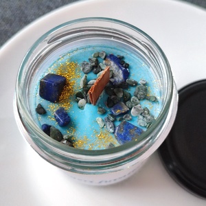 Tenger fuvallata - szójagyertya lapis lazuli ásvánnyal - otthon & életmód - gyertya, illat, aroma - gyertya - Meska.hu
