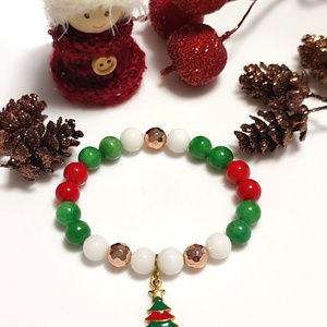 Karácsonyi ásványkarkötő - ékszer - karkötő - karkötő medállal - Meska.hu Karácsonyi ásványkarkötő - ékszer - karkötő - karkötő medállal - Meska.hu