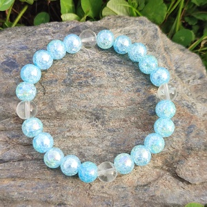 Kék aura hegyikristály ásványkarkötő - ékszer - karkötő - ásványkarkötő - Meska.hu