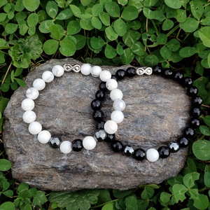 Páros karkötő: ónix - howlit ásványkarkötő - ékszer - karkötő - ásványkarkötő - Meska.hu
