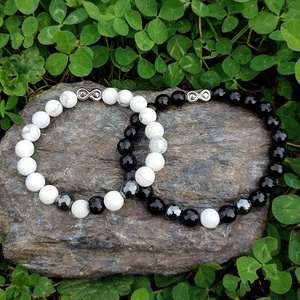 Páros karkötő: ónix - howlit ásványkarkötő - ékszer - karkötő - ásványkarkötő - Meska.hu