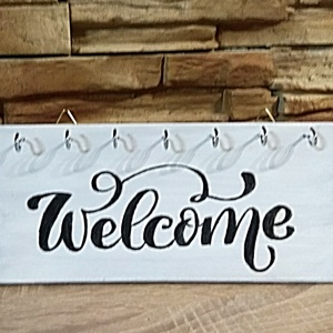 Welcome felül akasztós kulcstartó , Otthon & Életmód, Dekoráció, Fali és függő dekoráció, Fali kulcstartó, Famegmunkálás, Gravírozás, pirográfia, MESKA