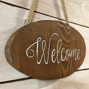 Welcome üdvözlő tábla dió színben - Meska.hu