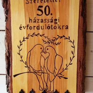 Vörösfenyő kulcstartó házassági évforduló alkalmából  - Meska.hu