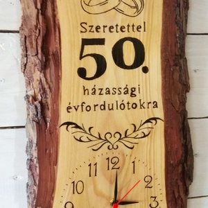Vörösfenyő falióra házassági évforduló alkalmából nevekkel  - otthon & életmód - dekoráció - fali és függő dekoráció - falióra & óra - Meska.hu