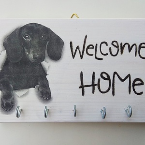 Welcome home fa fali kulcstartó tacskó kutyussal , Otthon & Életmód, Dekoráció, Fali és függő dekoráció, Fali kulcstartó, Decoupage, transzfer és szalvétatechnika, Famegmunkálás, MESKA
