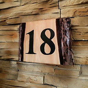 Fa házszám tábla  - otthon & életmód - ház & kert - házszám - Meska.hu