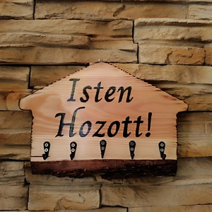 Házikó formájú fali kulcstartó Isten hozott felirattal díszítve  - otthon & életmód - dekoráció - fali és függő dekoráció - fali kulcstartó - Meska.hu