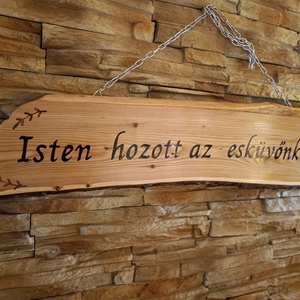 Rusztikus Fa Esküvői Köszöntőtábla (Isten hozott az esküvőnkön!) - esküvő - dekoráció - tábla & jelzés - Meska.hu
