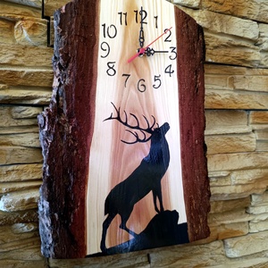 Szarvas sziluettel díszített fa falióra  - otthon & életmód - dekoráció - fali és függő dekoráció - falióra & óra - Meska.hu
